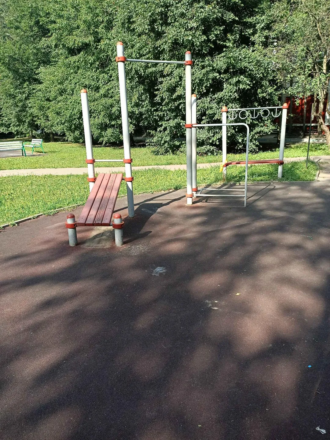 Monkey Bars at Calisthenics Park at улица Доктора Гааза, Москва – photo 3 of 4