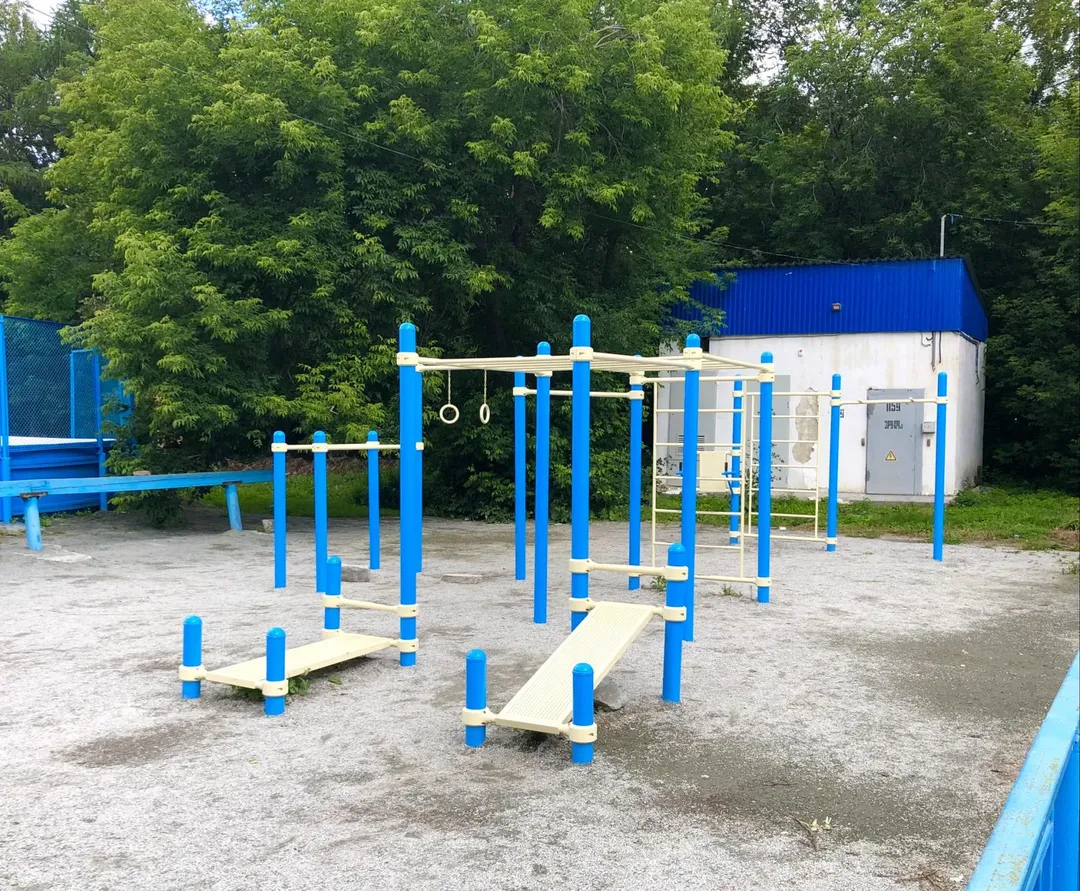 Parallel Gym Bars at Calisthenics Park at Олимпийская набережная, Екатеринбург #wp3076 – photo 2 of 4