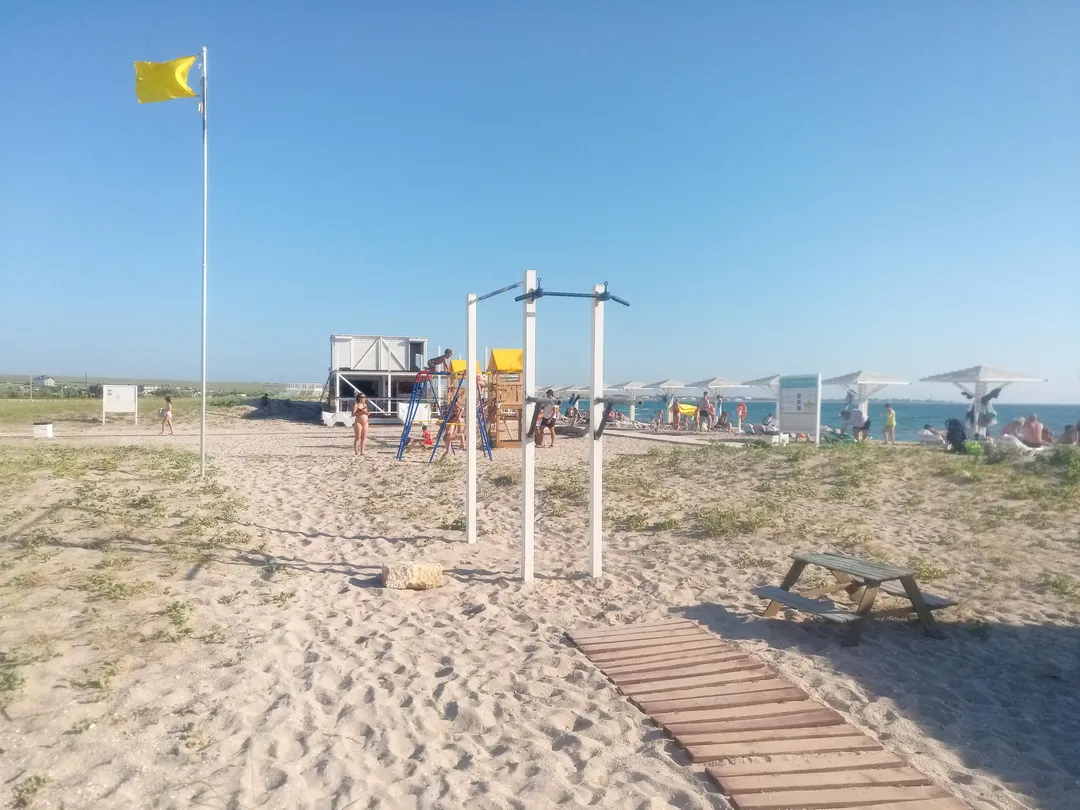 Bare paralele la Calisthenics Park at улица Ленина, Оленевское сельское поселение – fotografia 2 din 3