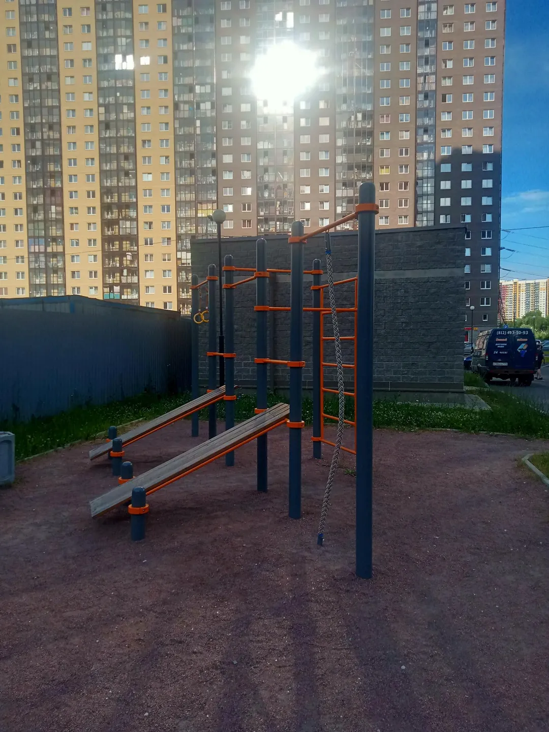 Sbarra per trazioni presso Calisthenics Park at Славянская улица, Санкт-Петербург – foto 1 di 1