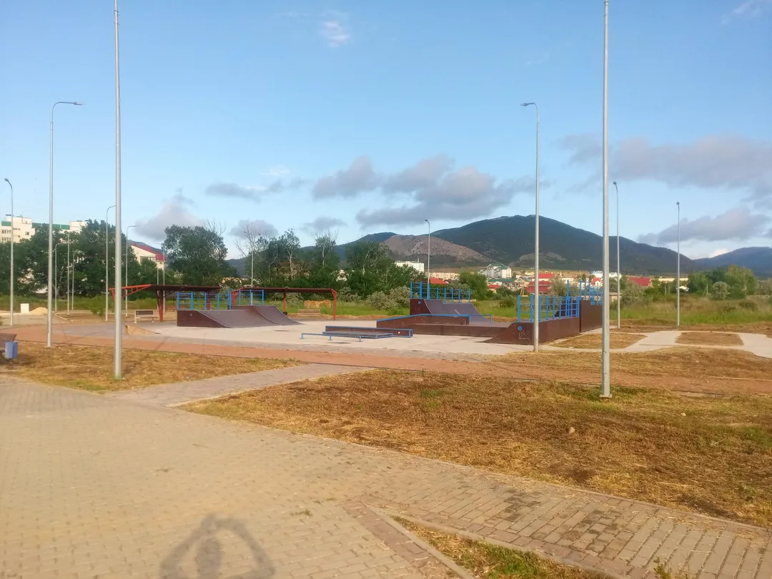 Parallel Gym Bars at Calisthenics Park at Коммунальная улица, Судак – photo 2 of 4