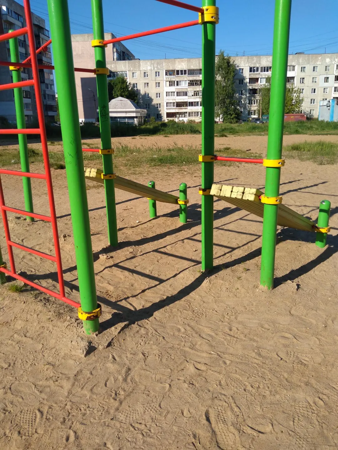 Wall Bars at Calisthenics Park at Ленинградский проспект, Ярославль – photo 2 of 3