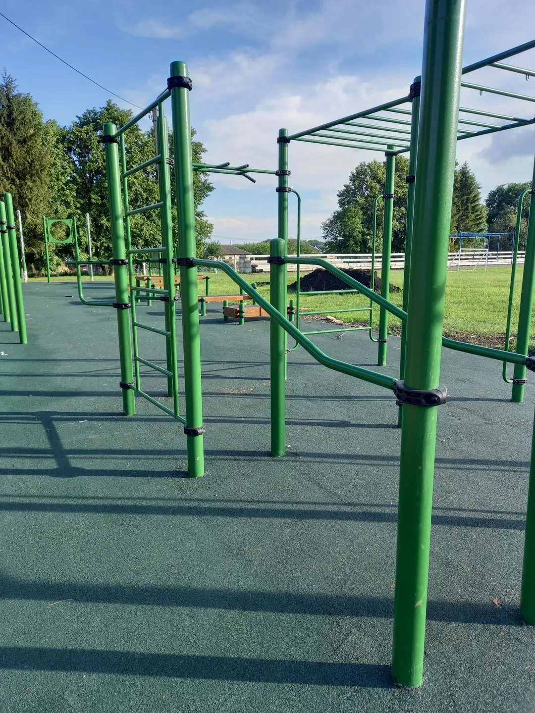 Monkey Bars la Calisthenics Park at Первомайская улица, Горшечное – fotografia 3 din 4