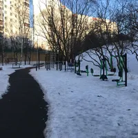 Calisthenics Park at Осенняя улица, Москва - thumbnail 2