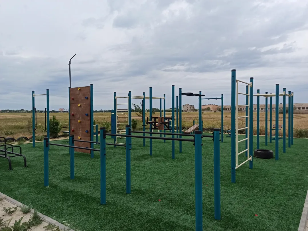 Spalliera presso Calisthenics Park at Прибрежная улица, Николаевское сельское поселение – foto 4 di 5