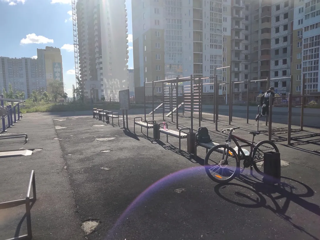 Bară de flotări la Calisthenics Park at улица Университетская Набережная, Челябинск – fotografia 2 din 2