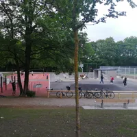 Calisthenics Park at Bezirkssportanlage Demleitnerstraße 2, München - thumbnail 2