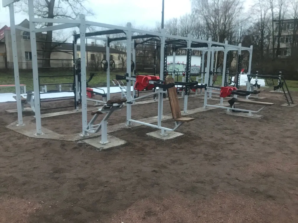 Pull Up Bar at Calisthenics Park at Большая Советская улица, Кингисепп – photo 1 of 2