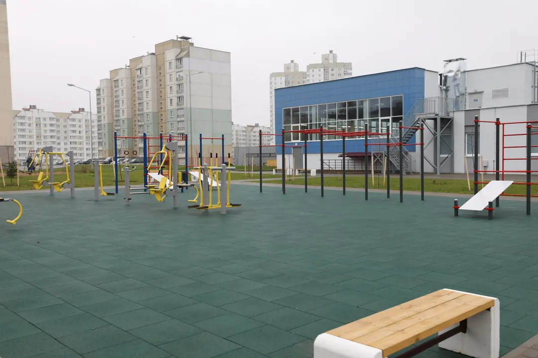 Pull Up Bar at Calisthenics Park at вуліца Шабаны, Мінск – photo 1 of 2