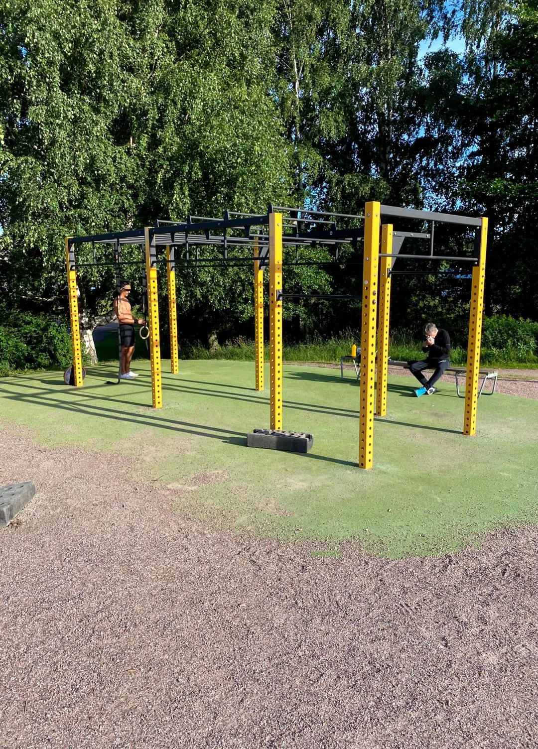Monkey Bars la Calisthenics Park at Vuosaaren silta, Helsinki – fotografia 2 din 4