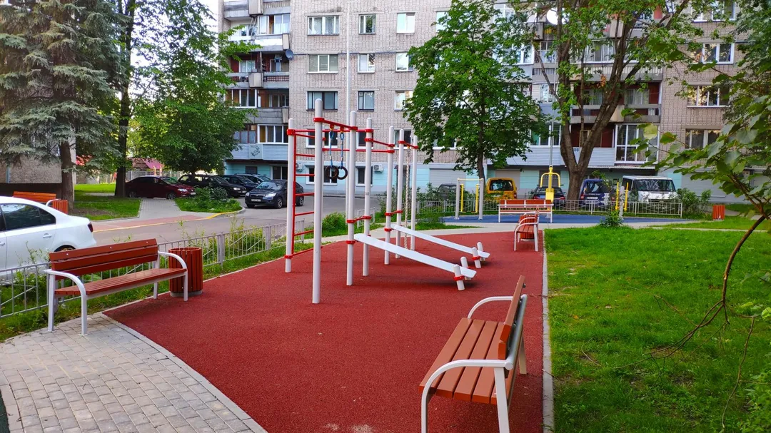 Wall Bars at Calisthenics Park at вуліца Ламаносава, Мінск – photo 2 of 2