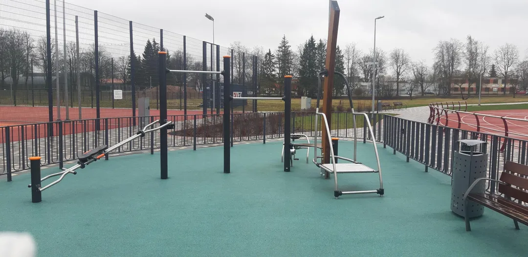 Bară de flotări la Calisthenics Park at Dzintara iela, Cēsis – fotografia 9 din 11