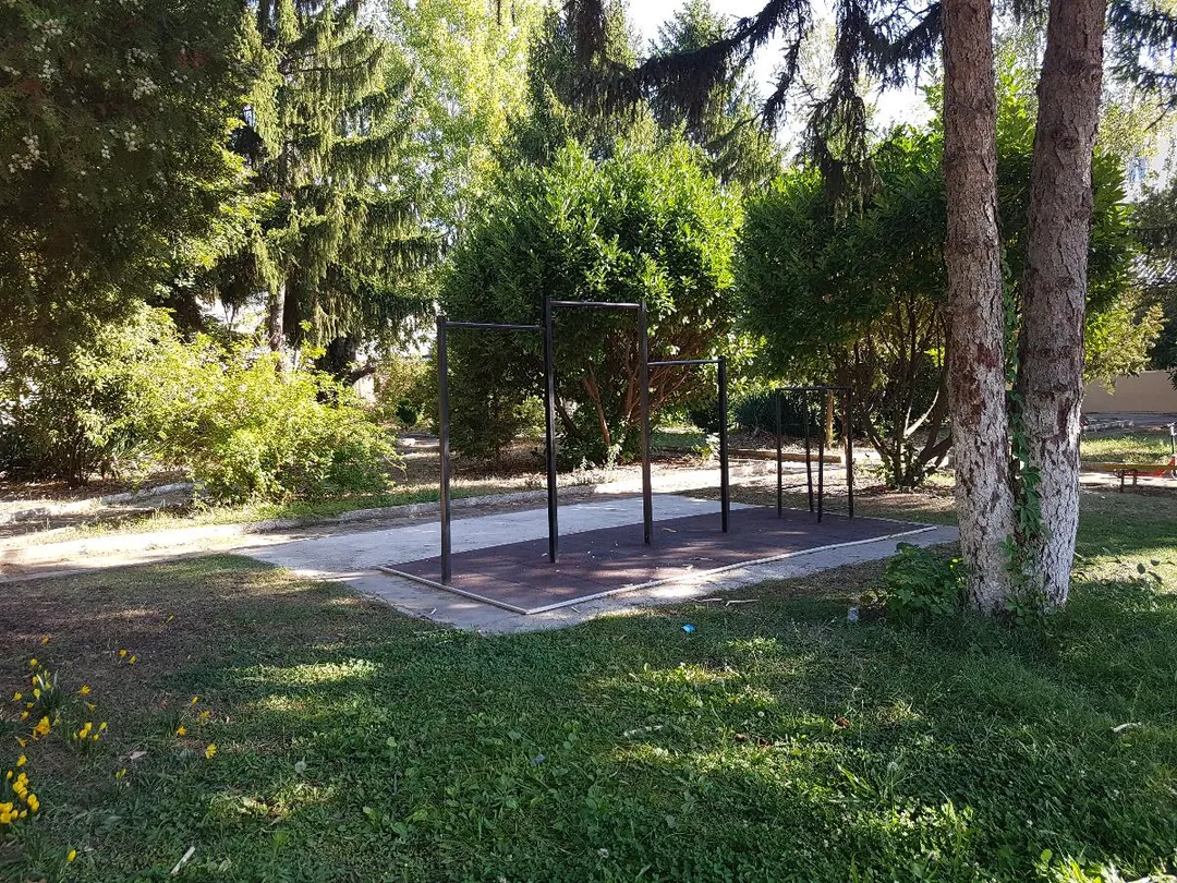 Pull Up Bar at Calisthenics Park at Битоля, Ямбол – photo 1 of 1