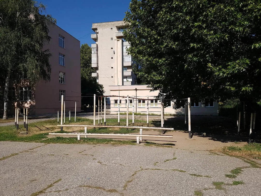 Bare paralele la Calisthenics Park at Битоля, Ямбол #wp3270 – fotografia 2 din 4