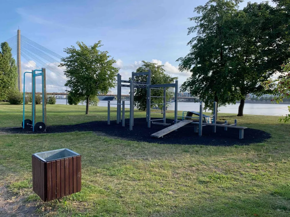 Klimmzugstange bei Calisthenics Park at Kuģu iela, Rīga – Foto 1 von 1