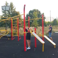 Calisthenics Park at Aleje Jerozolimskie, Warszawa - thumbnail 4