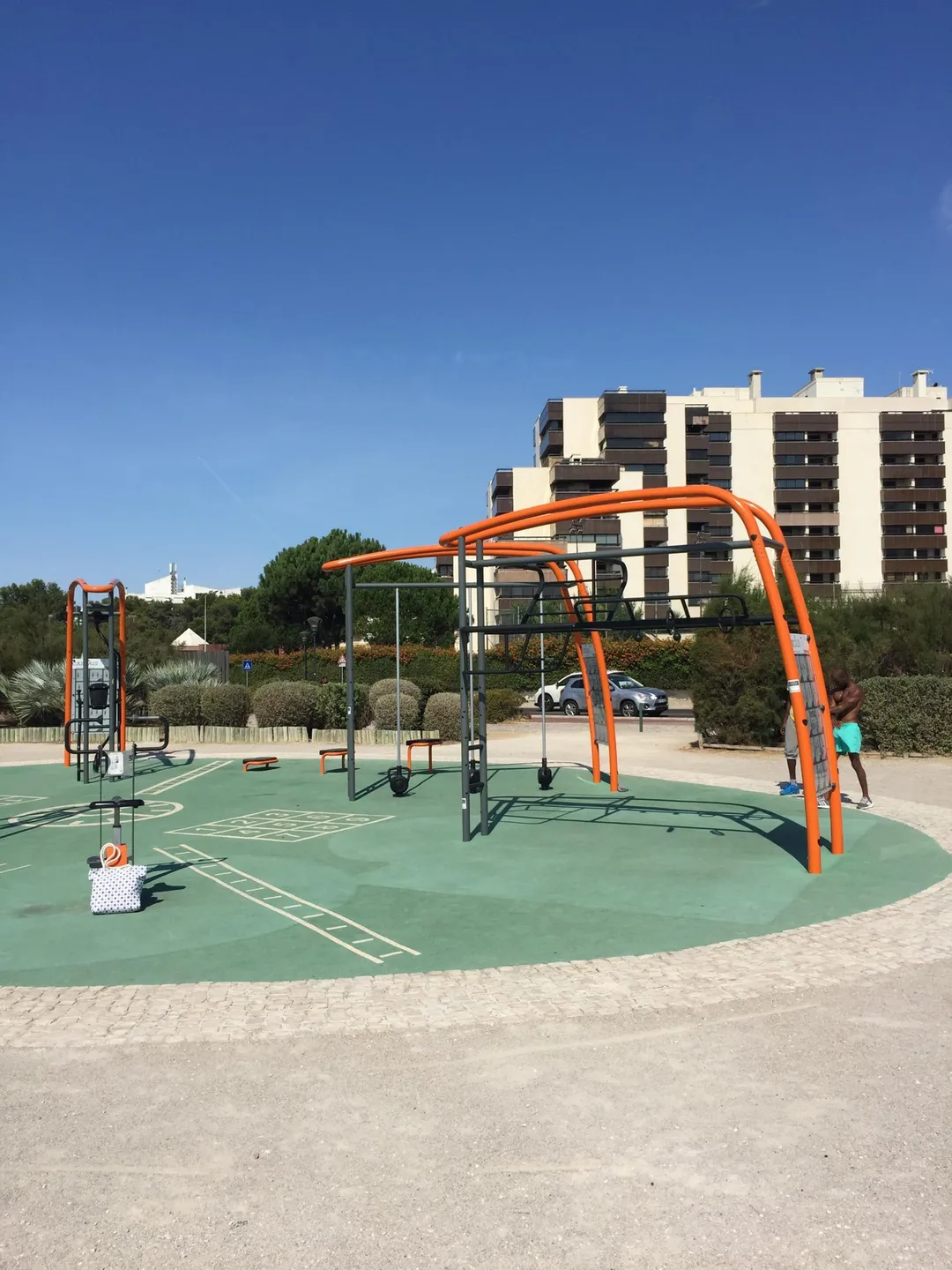 Wall Bars at Calisthenics Park at Avenida Diana Spencer, Cascais – photo 3 of 8