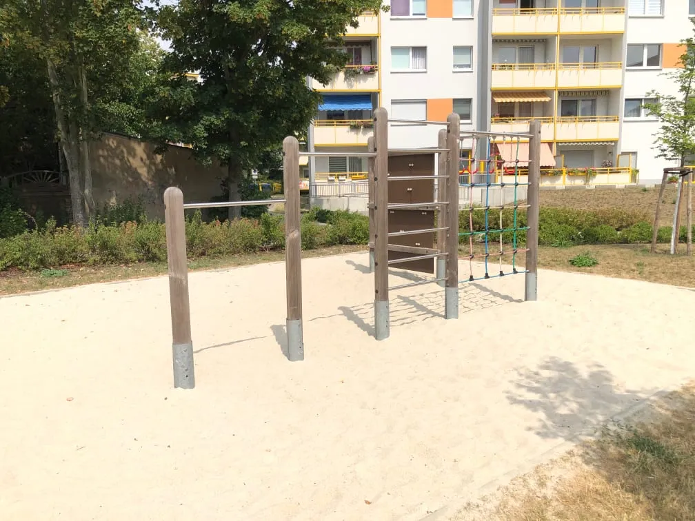 Pull Up Bar at Calisthenics Park at Taubners Gäßchen, Calau – photo 1 of 2