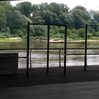 Calisthenics Park at Wybrzeże Szczecińskie, Warszawa - thumbnail 2