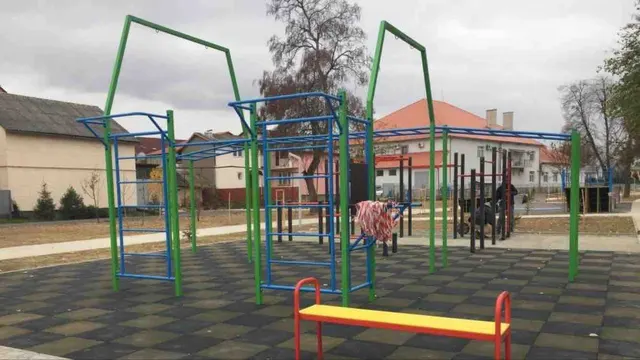 Calisthenics Park at вулиця Рауля Валленберга, Мукачево