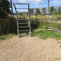 Calisthenics Park at Mjølnerparken, København - thumbnail 3