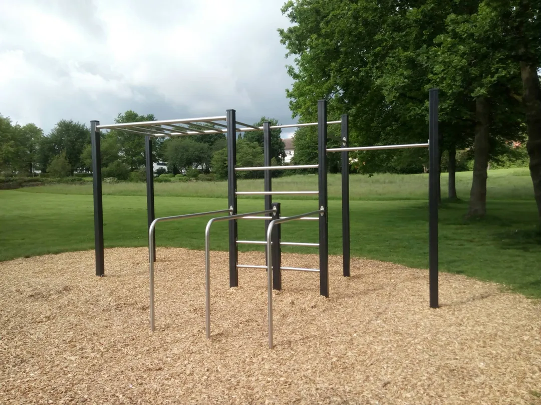 Barra de Dominadas en Calisthenics Park at Fitnessgeräte, Fulda – foto 1 de 1