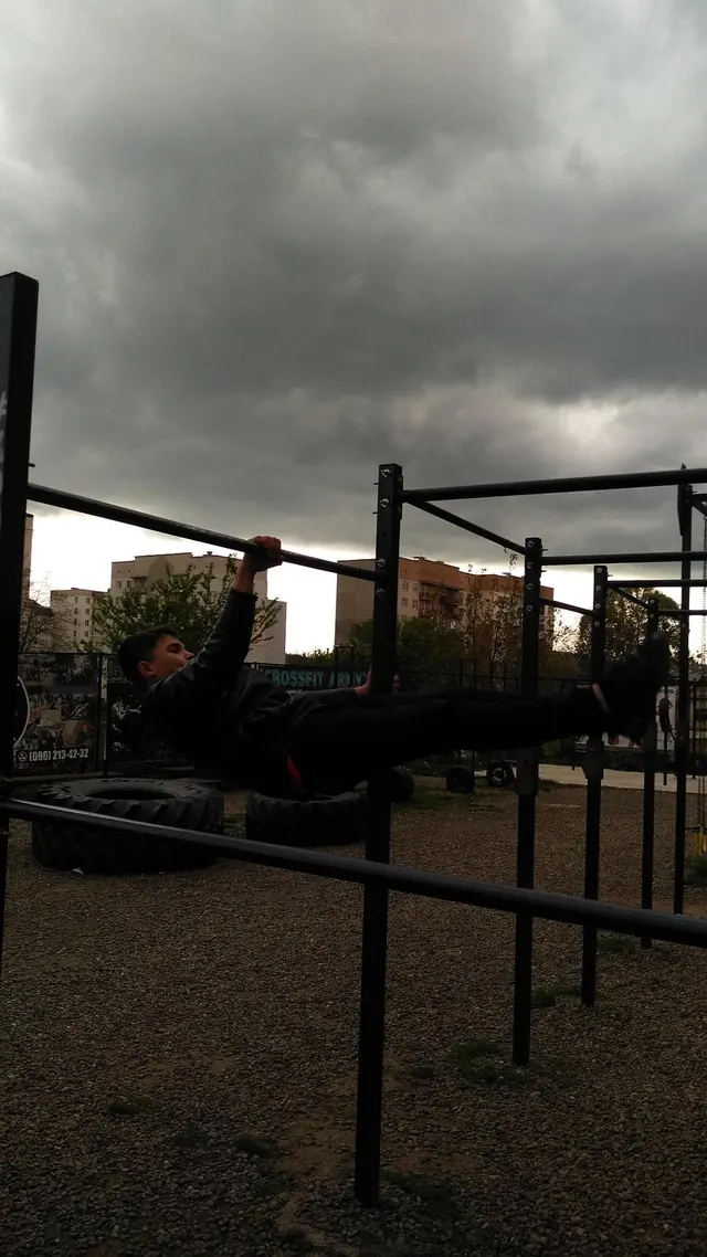 Calisthenics Park at Канівська вулиця, Чернівці