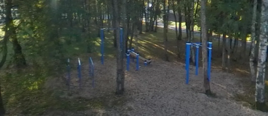 Bară de tracțiuni la Calisthenics Park at Viljapuu pst, Maardu linn – fotografia 1 din 1