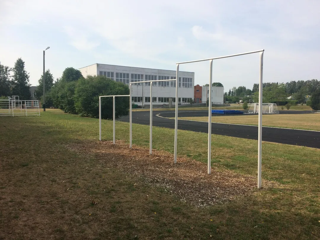 Spalier la Calisthenics Park at Ülenurme Gümnaasiumi staadion, Ülenurme alevik – fotografia 4 din 7