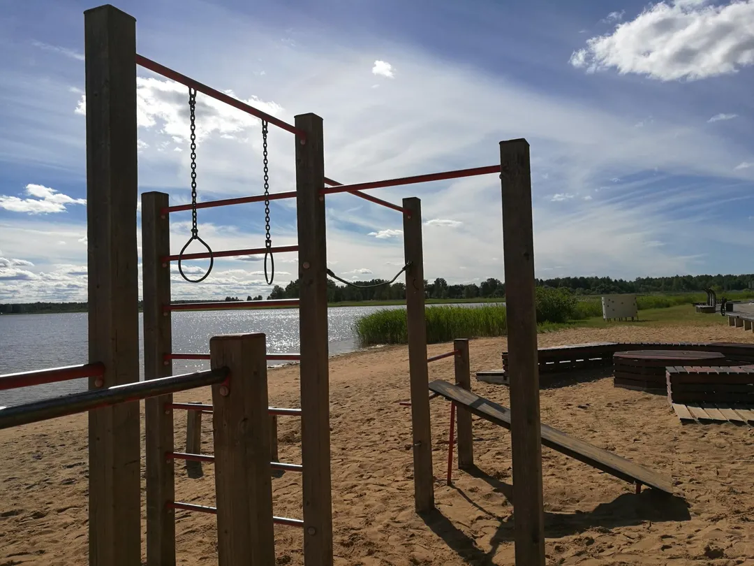 Турнік на майданчику Calisthenics Park at Tamula rannapromenaad, Võru linn – фото 7 з 10
