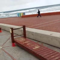 Calisthenics Park at Plaza De Los Jardines Del Atlantico, Las Palmas de Gran Canaria - thumbnail 4