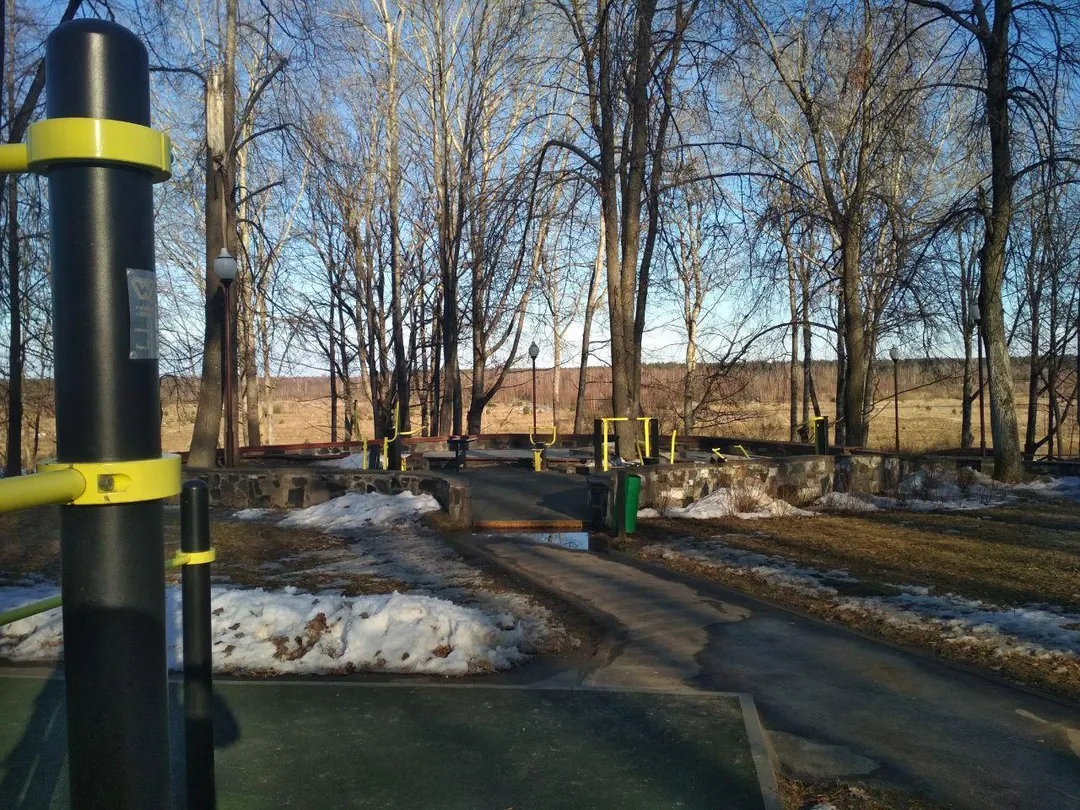 Wall Bars at Calisthenics Park at вуліца 1 Мая, Вілейка – photo 3 of 6