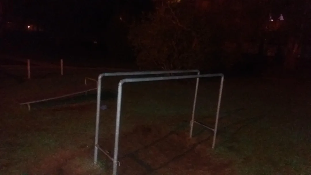 Banc à abdominaux à Calisthenics Park at Ievu iela, Jūrmala – photo 4 sur 5