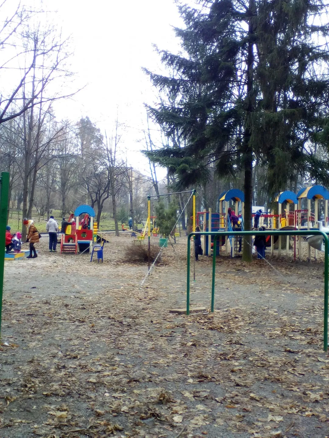 Parallel Gym Bars at Calisthenics Park at вулиця Степана Бандери, Рівне – photo 6 of 6