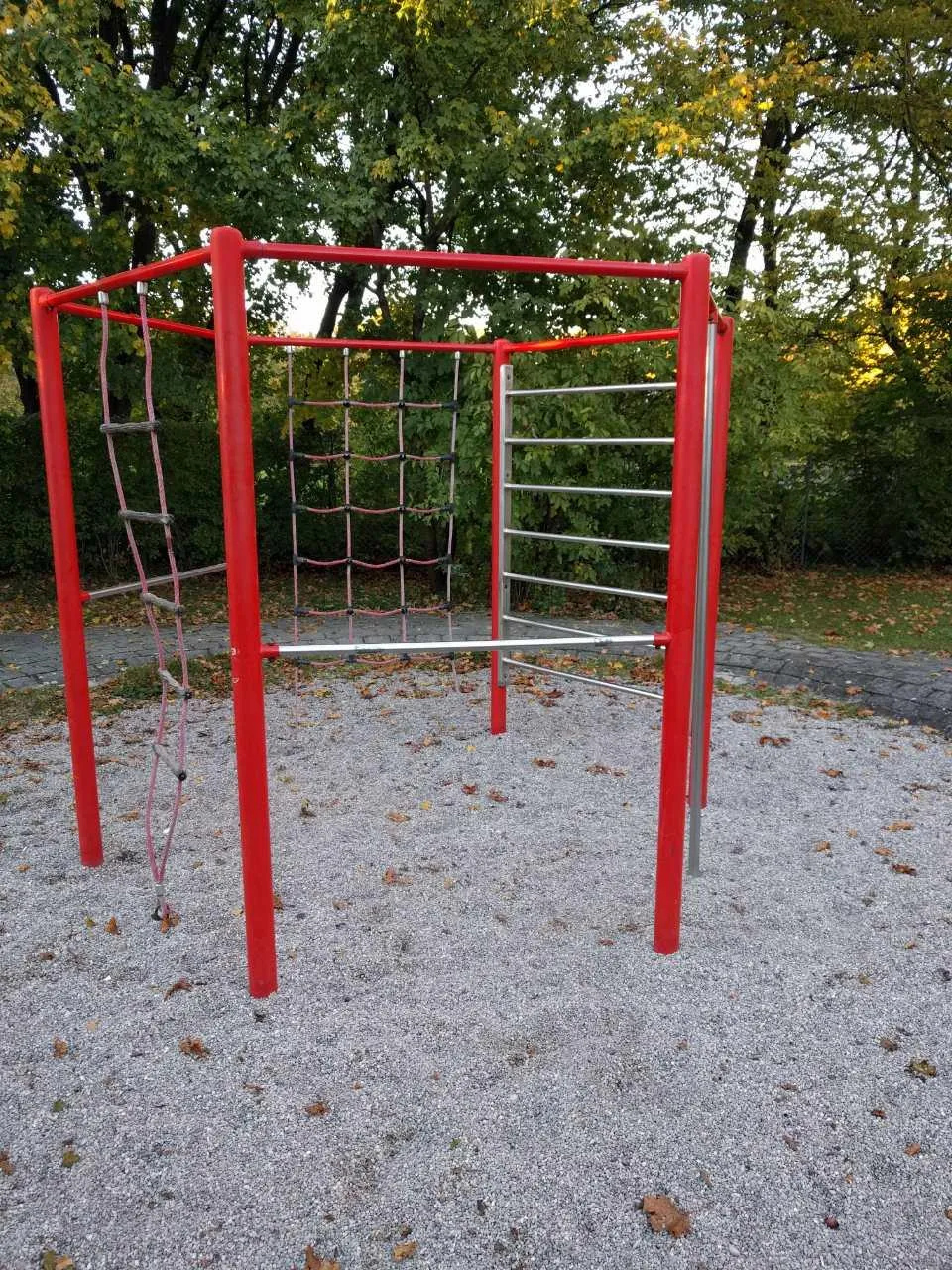 Турник на площадке Calisthenics Park at Aschenbrennerstraße, München – фото 1 из 1