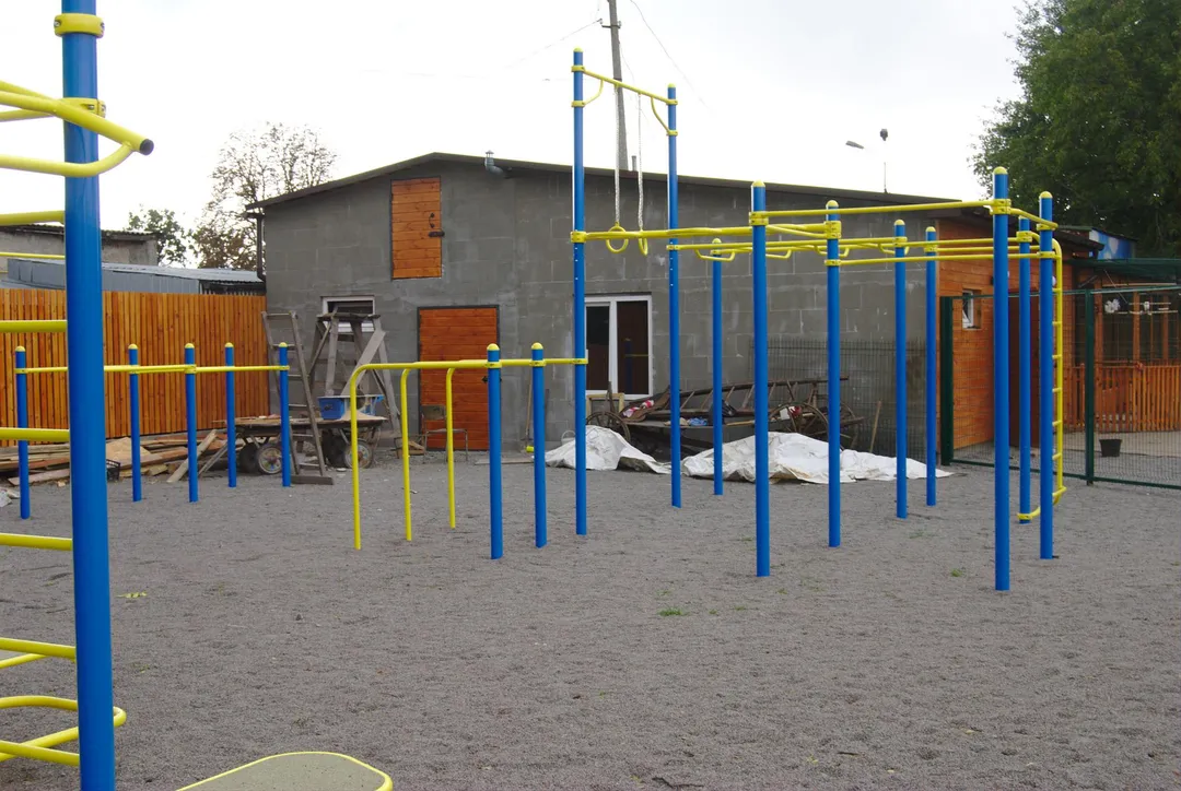 Parallel Gym Bars at Calisthenics Park at вулиця Зигмунда Козара, Фастів – photo 2 of 7