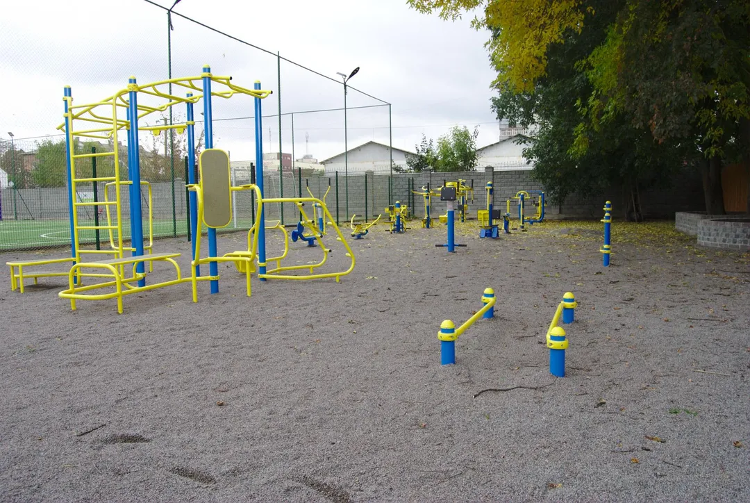 Gymnastic Rings at Calisthenics Park at вулиця Зигмунда Козара, Фастів – photo 6 of 7