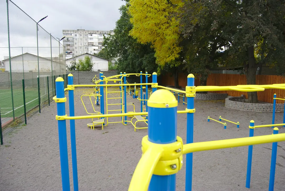 Pull Up Bar at Calisthenics Park at вулиця Зигмунда Козара, Фастів – photo 7 of 7