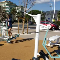 Calisthenics Park at Boulevard du Midi Louise Moreau, Cannes - thumbnail 3