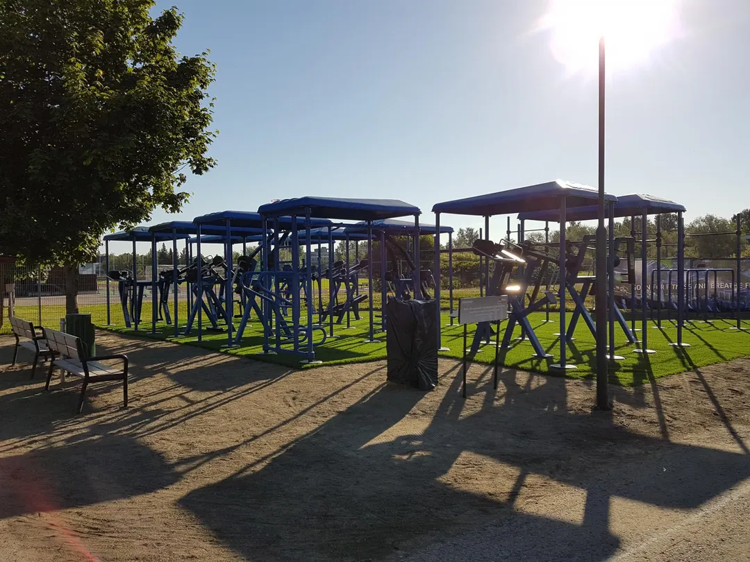 Monkey Bars la Calisthenics Park at Keskusurheilukenttä, Joensuu – fotografia 3 din 3