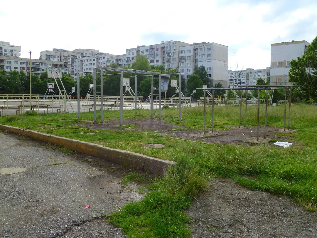 Monkey Bars la Calisthenics Park at Полк. Стоян Топузов, София – fotografia 3 din 3