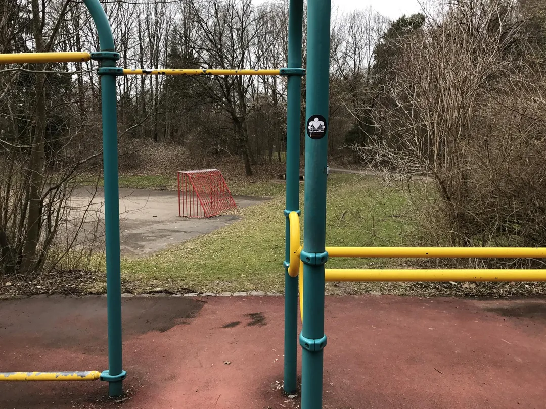 Barra de Dominadas en Calisthenics Park at Forst-Kasten-Allee, München – foto 1 de 1