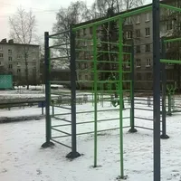 Calisthenics Park at бульвар Разведчика, Петергоф - thumbnail 3