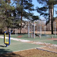 Calisthenics Park at Čiekuru iela, Daugavpils - thumbnail 2