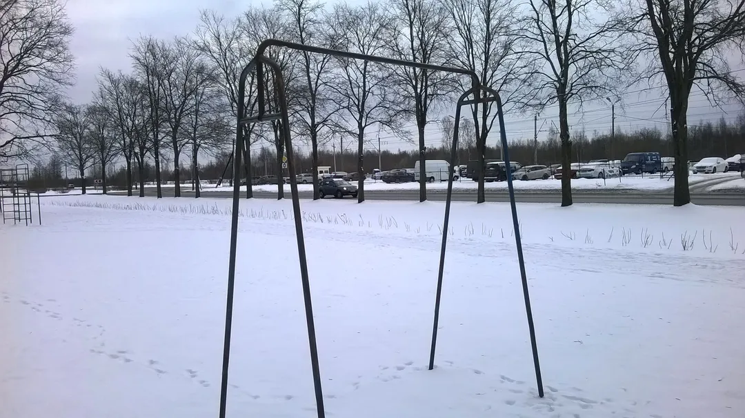 Spalliera presso Calisthenics Park at Озерковая улица, Петергоф – foto 3 di 6