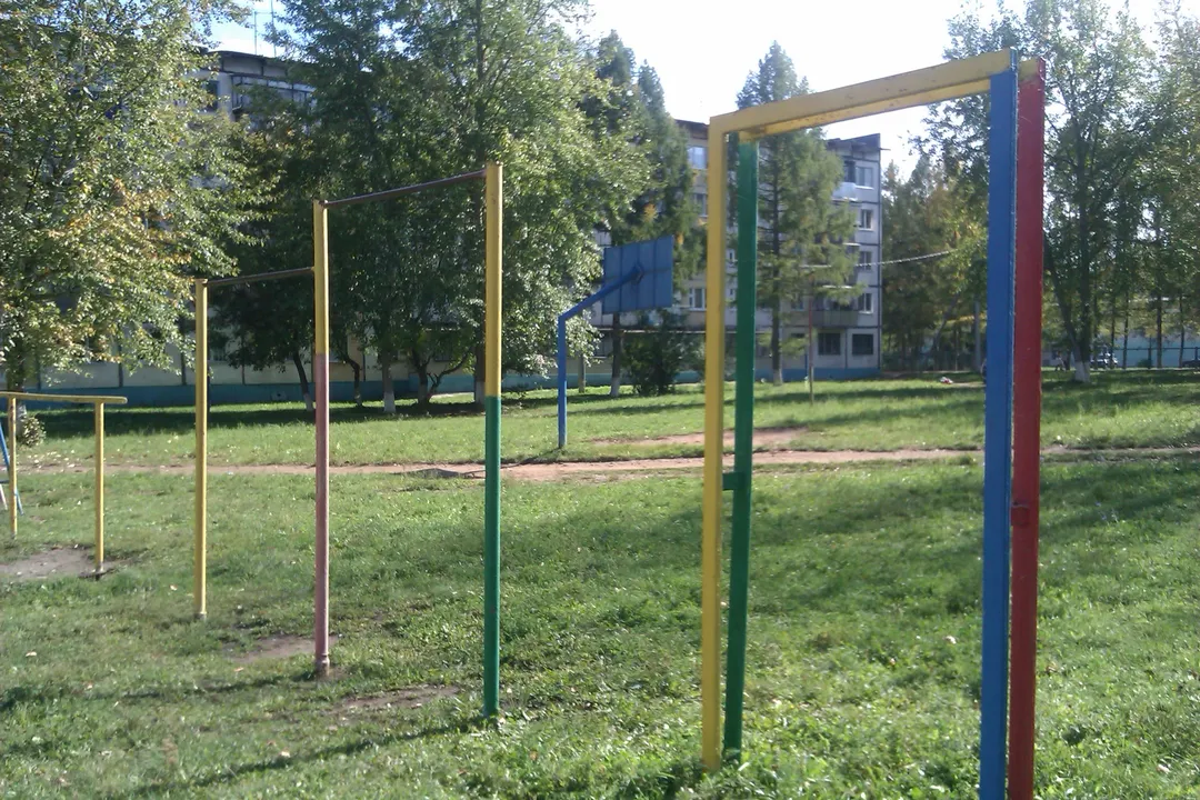 Barre de traction à Calisthenics Park at вулиця Шевченка, Коростишів – photo 1 sur 3