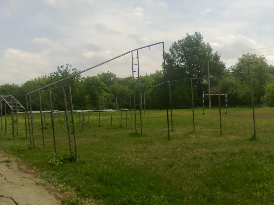Barra de Dominadas en Outdoor Gym in Raionul Șoldănești, Șestaci – foto 5 de 12