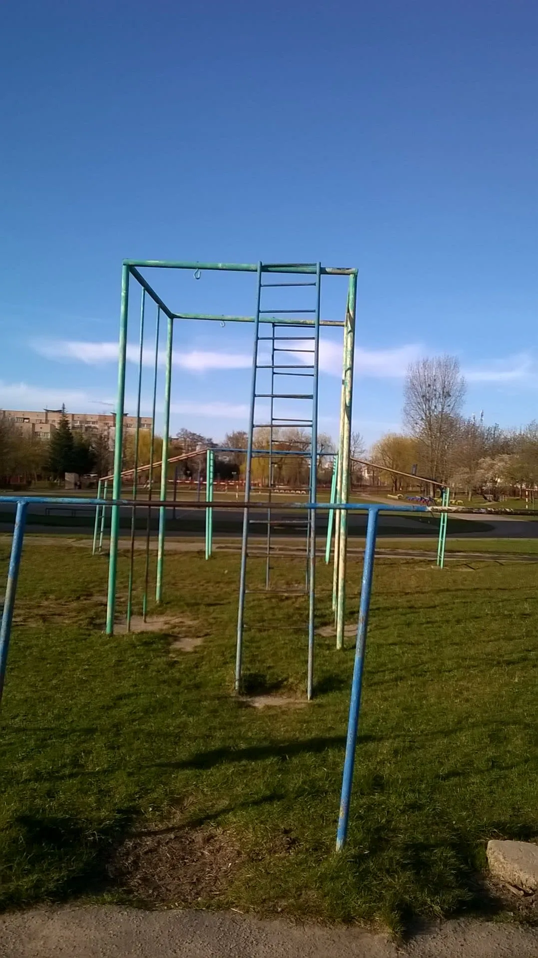 Espalderas en Calisthenics Park at вуліца Рэпіна, Гродна #wp3524 – foto 4 de 5