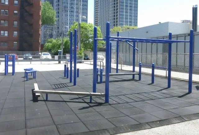 Calisthenics Park at West Junior Terrace, Chicago