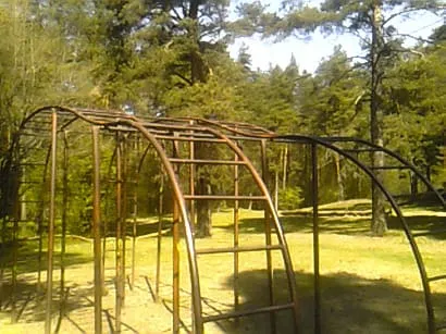 Sbarra per trazioni presso Calisthenics Park at Kurzemes prospekts, Rīga #wp3532 – foto 1 di 1
